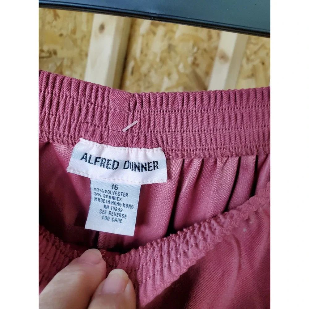 Women's Alfred Dunner Slacks with Pockets & Elastic Waist Size 16 New Peach Colo